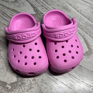 PINK CROCS FOR INFANTS